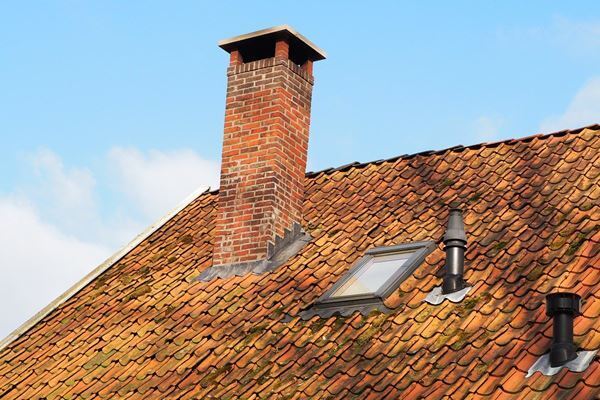 3週間行方不明だった中学生、空き家の煙突内から遺体で発見