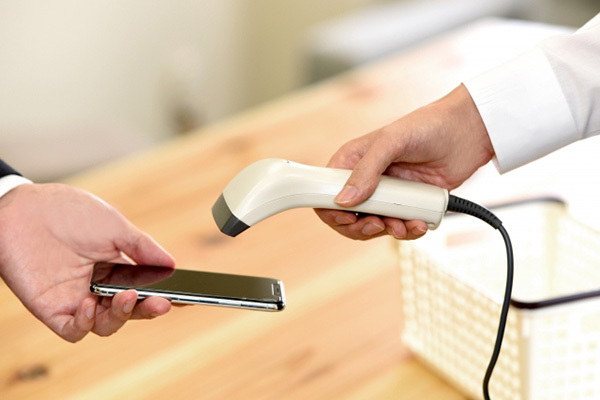 マネー賢女たちが使う決済アプリはやはり「PayPay」だった