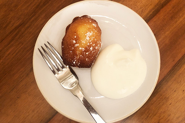 簡単マドレーヌ（辻仁成「ムスコ飯」第248飯レシピ）