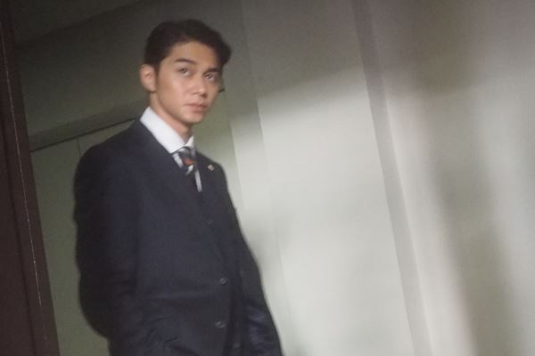 東出昌大 雲隠れ中の激やせ姿！控室引き籠り、ロケは異例態勢