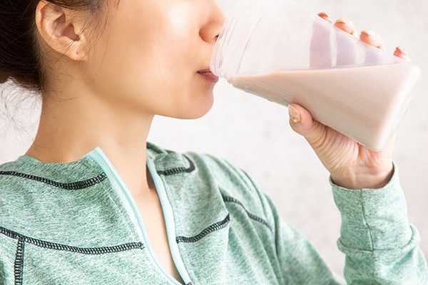 タンパク質足りぬ女性のため…「プロテイン」で栄養バランスを