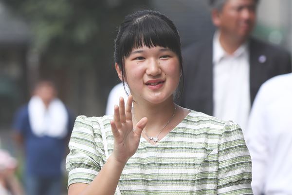 愛子さまのスーパープリンセス伝説 大人顔負けの文才も発揮