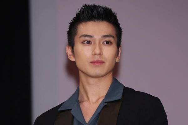 新田真剣佑の歌唱力が「完璧すぎ」と話題　歌手活動を望む声も