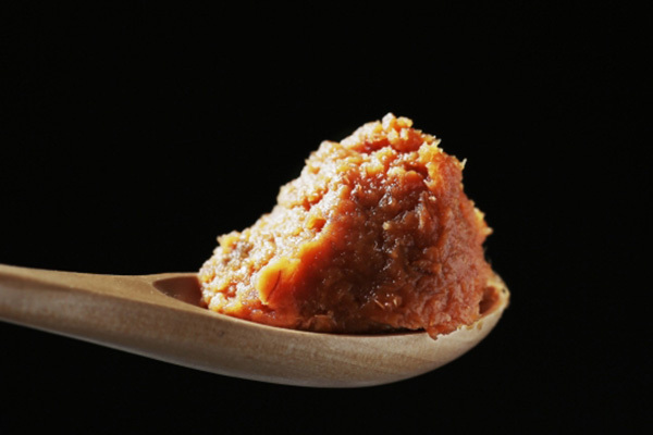 「味噌」使った料理でアンチエイジング、手軽「腸活」レシピ