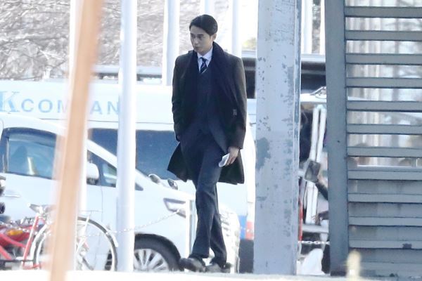 東出昌大 過去の特大ブーメラン！小手伸也の不倫イジっていた