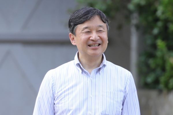 原宿の母が「両陛下の手相」から見出した“仲睦まじさ”の証