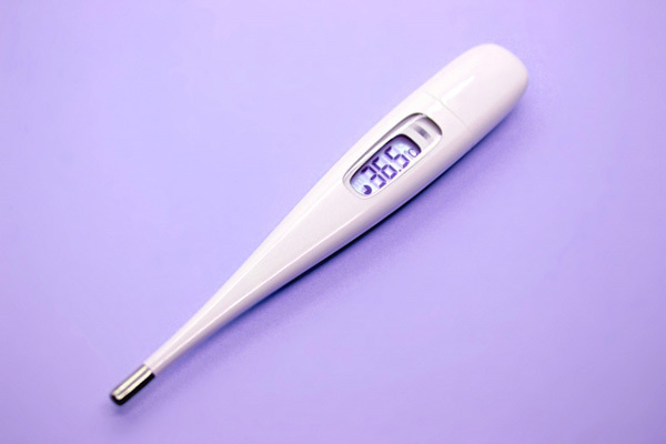 この60年で1度低下…専門医推奨「平熱上げれば不調撃退できる」