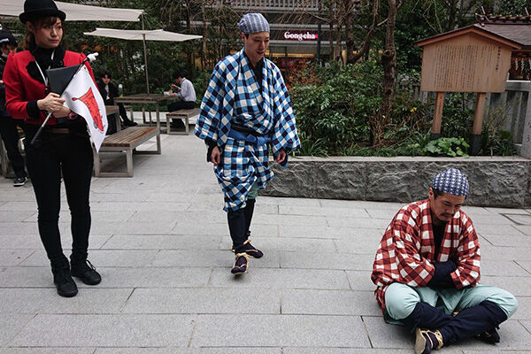 弥次さん喜多さんと日本橋をお散歩♪没入型街歩きツアーを体験