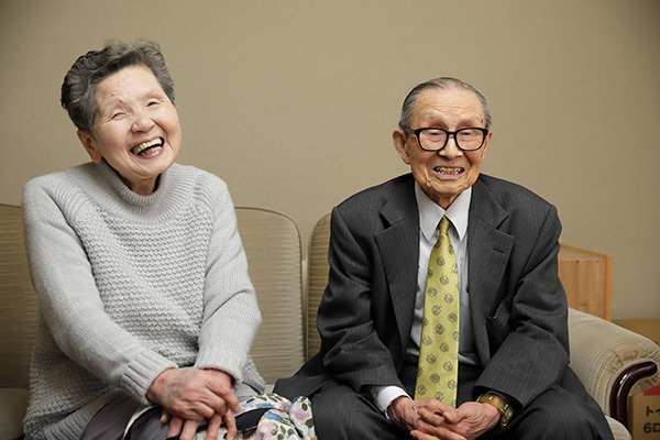 京丹後市の94歳現役営業マン、就寝時間は「日付変わってから」