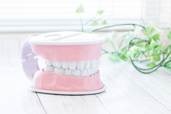 歯科医勧める「歯ぐきマッサージ」リンパの流れ整える効果
