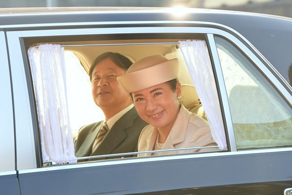 習近平主席「国賓来日」延期へ…両陛下との初会見は秋以降に