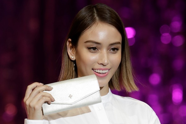 滝沢カレン専属モデルへの執念　バラエティと違う姿に感嘆の声