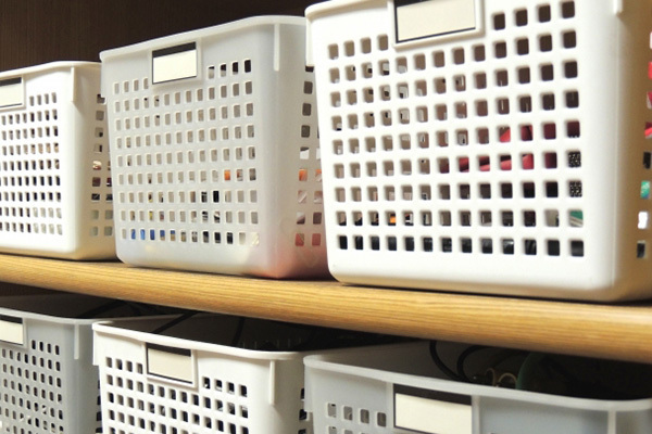 菜箸刺さって死亡も…“見せる収納”災害時に潜む危険性