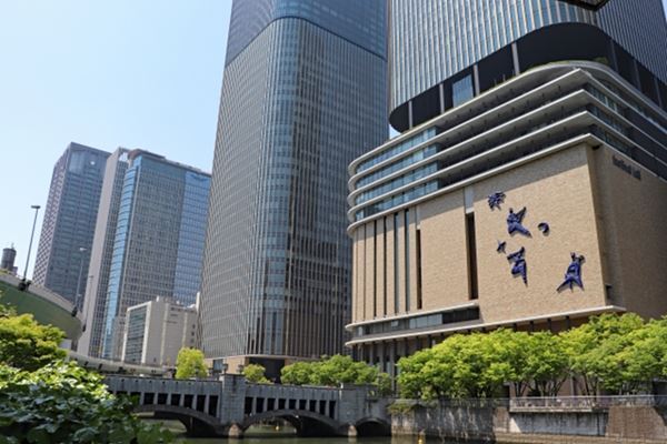 東京事変ツアーの波紋 大阪府知事Twitterにライブ中止望む声