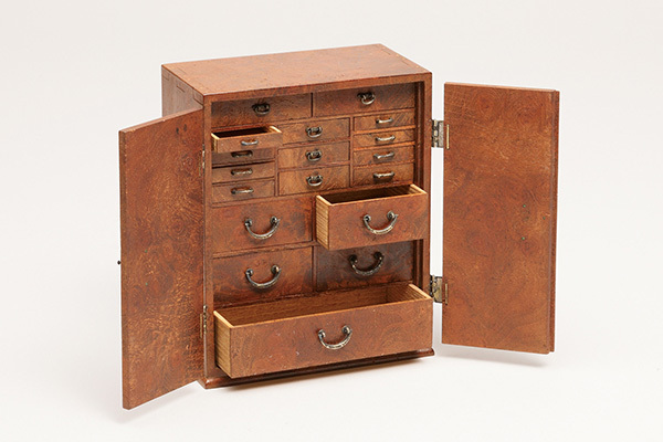 贅沢禁止令が育んだ江戸のミニチュア文化が堪能できる展覧会