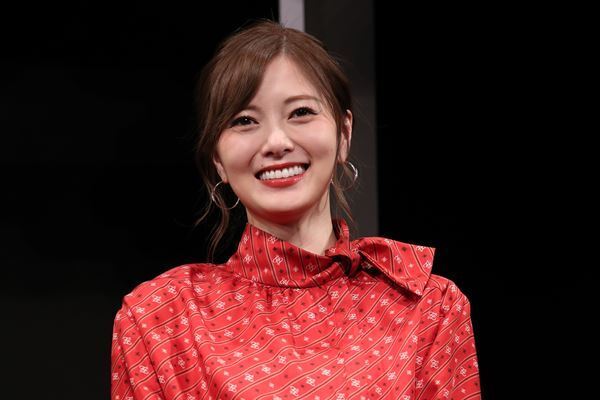 白石麻衣無双に驚きの声！写真集31度目の重版で50万部突破