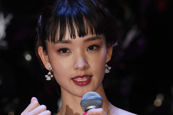 剛力彩芽 再起の道のり…破局バブル状態も求められる女優実績