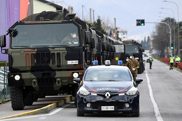 イタリア襲う凄惨状況「祖父を見舞った孫から集団感染が…」