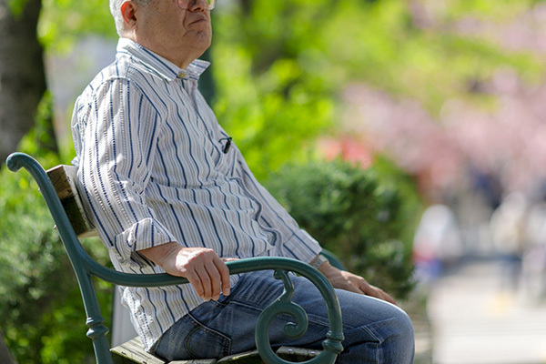 老後資金のために「定年後も働く」「任意加入」2つのワザ