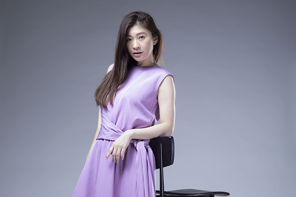 篠原涼子　13年ぶり『ハケンの品格』主演で”仕事と育児の両立”明かす