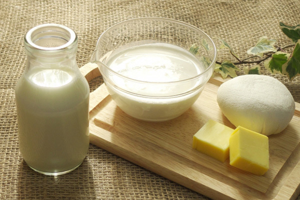 骨粗しょう症を避ける為の生活習慣、おやつは「チーズ」に！