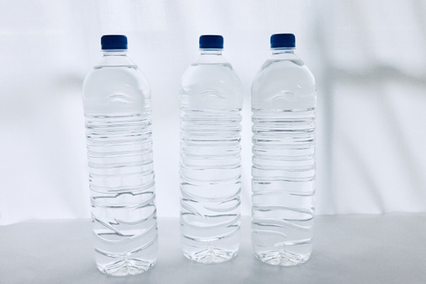 骨を若返らせるには「むやみに水分取りすぎない」医師が提唱