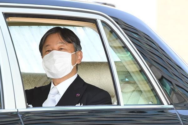新型コロナに「両陛下の苦悩」…“平成流”のお見舞いできず