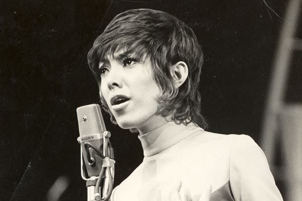 ピーター語る人間国宝の父との確執「幼稚園にも行くなと…」