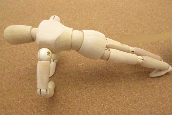 ジムの再開求め“腕立てデモ”「ジム要らないのでは？」の声も