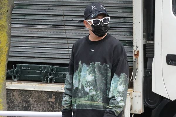 マスク姿の芸能人deクイズ初級編～日本の芸能人～