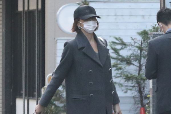 マスク姿の芸能人deクイズ初級編～日本の芸能人～