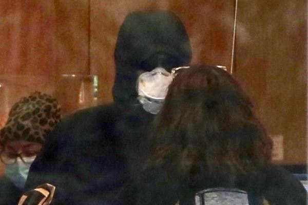 マスク姿の芸能人deクイズ上級編～完全防備の海外セレブ～