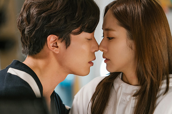 韓ドラ『彼女の私生活』で描かれる“隠れオタク女子”の恋