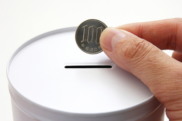 おつりで、ポイントで…不況下こそ始めたい「ワンコイン投資」