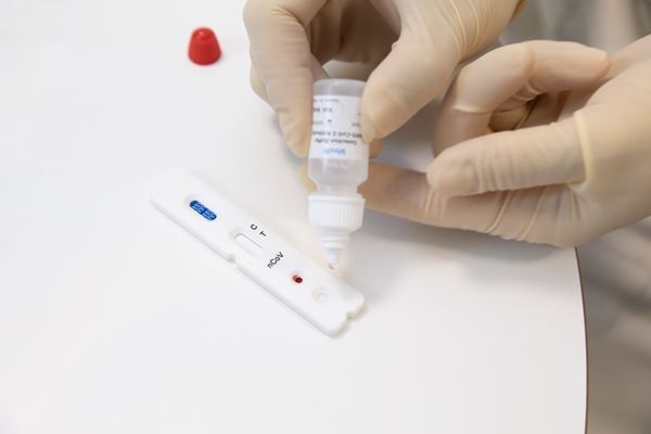 抗体検査を受けてみた　1回1万円の検査に申込みが急増中