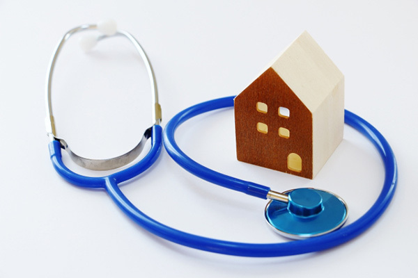 “4密”揃う訪問介護「リスク減らすには整理整頓」と医師