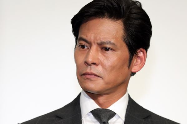 織田裕二「邪魔だなあ…」撮影再開もフェイスシールドに不満