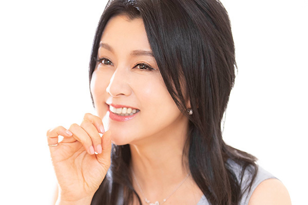 藤原紀香「しわの一つ一つが魅力的な女性でありたい」