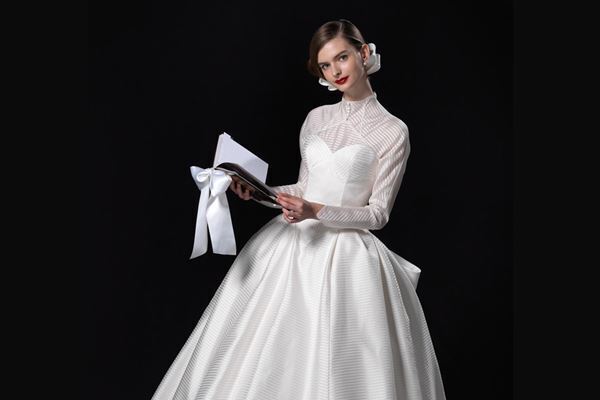 やまとなでしこドレスに再反響「月9」20年前と今も同じ値段