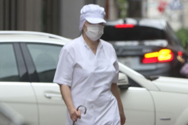 小室佳代さん“職場復帰”も…2年ぶりの母子同居は実現せず