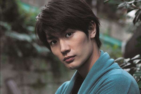 三浦春馬さん「もっと生きて」末期がん恩師へ“病床の激励”