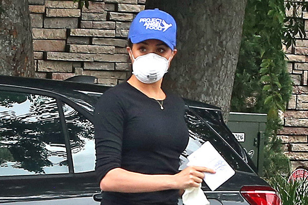 「メーガンの王室タイトルを剥奪すべき」英有名司会者が苦言