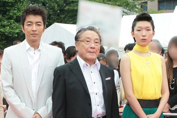 「半沢直樹」で話題の江口のりこ　実母は都内で人気占い師に