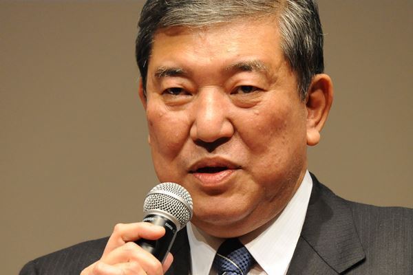 石破茂議員“参謀役”の妻が緊急上京！地元からは絶大な信頼