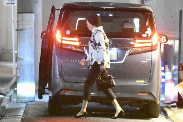 官邸に保管されるアッキーファイル 昭恵夫人が隠滅に動くか