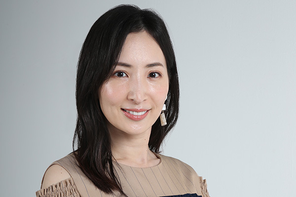 真飛聖「草なぎさんは主人公・凪沙が憑依しているようでした」