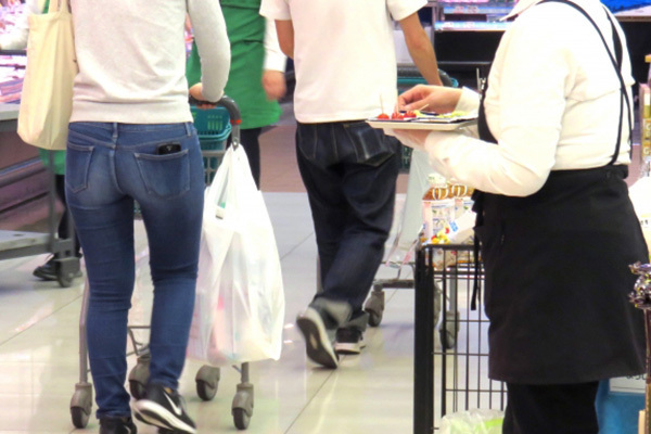 不用意な働きすぎに要注意！主婦に税金、保険料かかる5つの壁