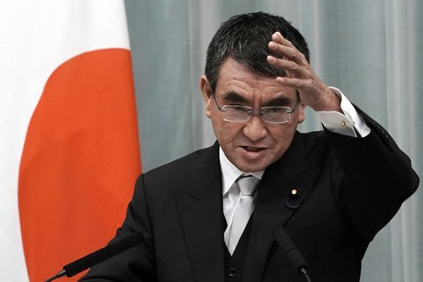 河野行政改革相の押印廃止に　日本一のハンコ屋「バカヤロー」