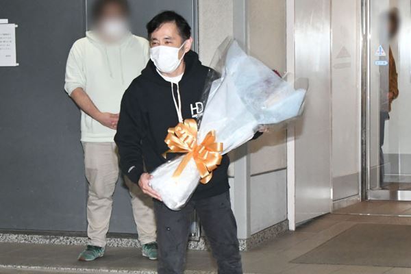 岡村隆史　NSCの恩師に明かしていた「50歳で結婚」プラン