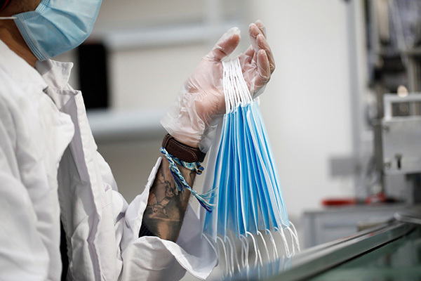 マスク未着用を注意した医療関係者、地下鉄で暴行受け重傷